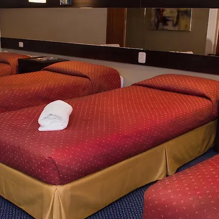 Marcopolo Suites Calafate-3