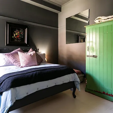 Hotel Lola-2