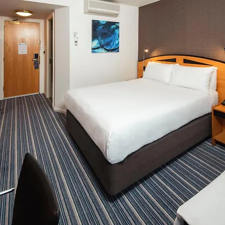 Holiday Inn Express Bristol City Centre By Ihg-3