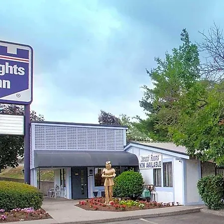 Knights Inn Pittston-3