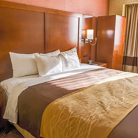 Ramada By Wyndham New York Times Square West-3