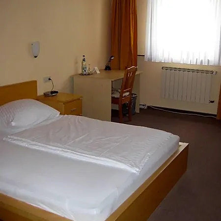 Hotel Haus Bergblick-3