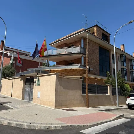 Hostal Los Coronales-3