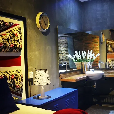 Bunker Hotel & Restaurant-2