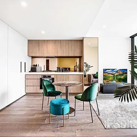 Ifsuites Melbourne Village-2