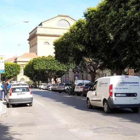 Opera Prima 28-3