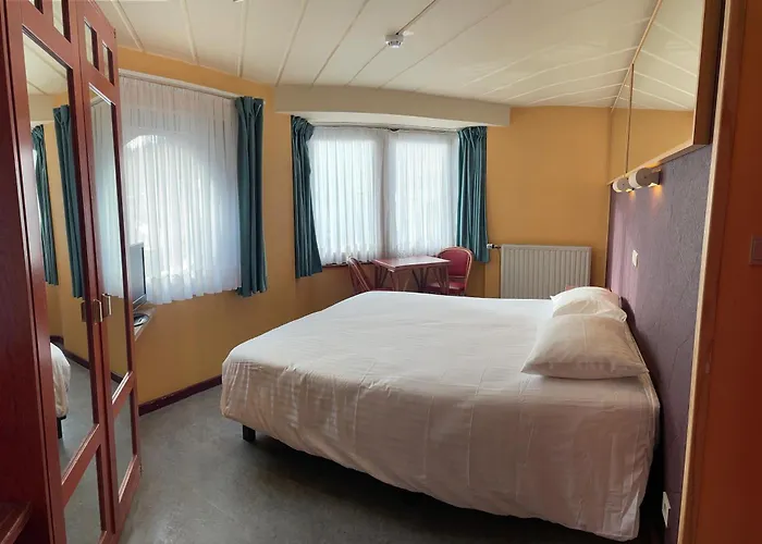 Hotel Les Arcades