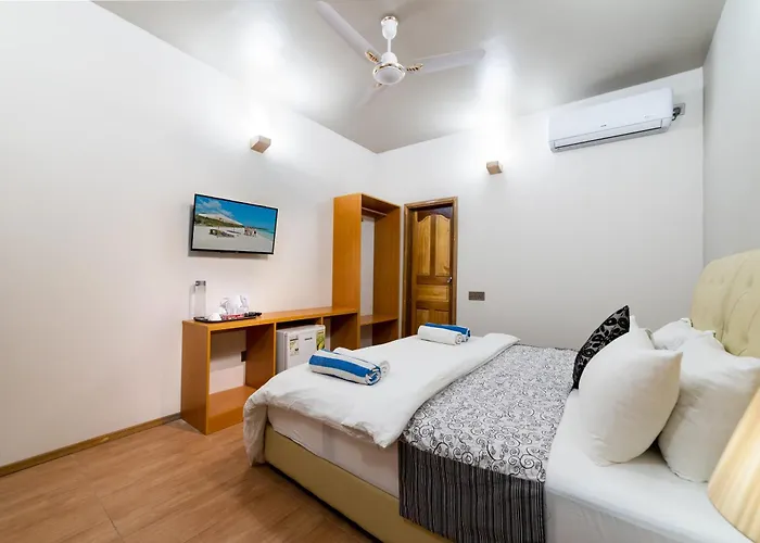 Ukulhas Beach Inn