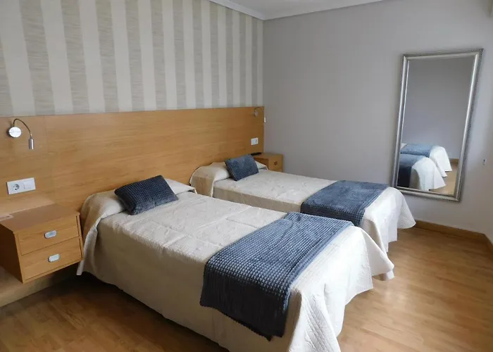Hostal Crisol X Liste Station