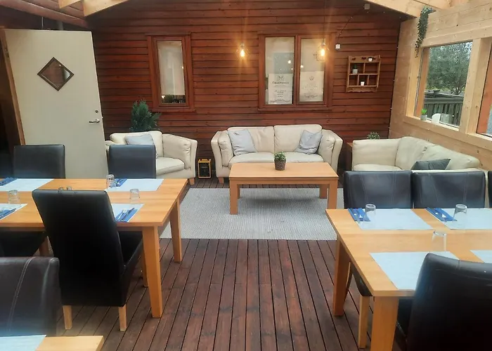 Minniborgir Cottages & Restaurant