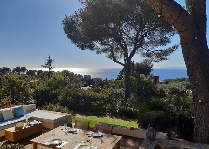 Villa Anadine - Aiguebonne Boulouris - Pleine Vue Mer - A 5 Minutes A Pied De La Plage - Climatisee