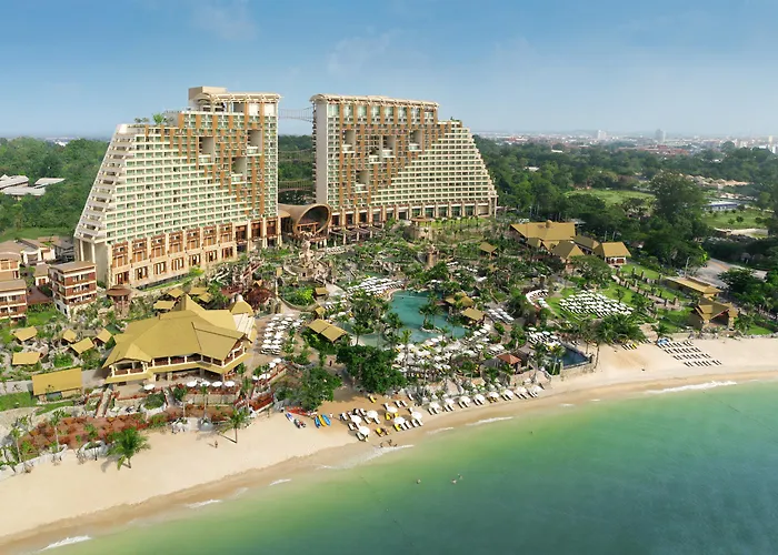 Pattaya Hotels with Tennis Court