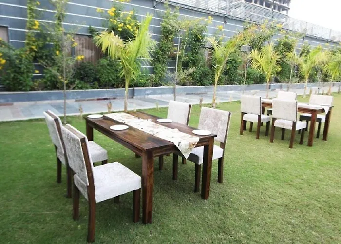 Solitaire Resorts