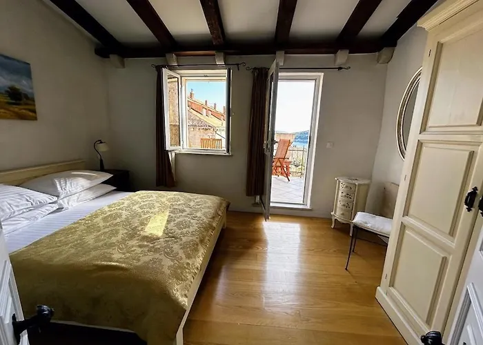 Beautifully Restored 400-Year Old House With Stunning Sea Views From The Terrace