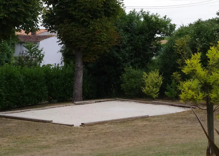 Le Clos des Oiseaux Saintes