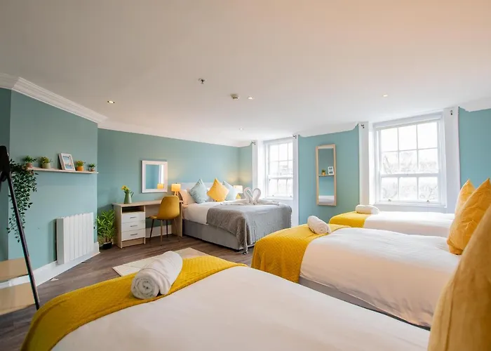 Large Group House -Temple Bar 2 Min