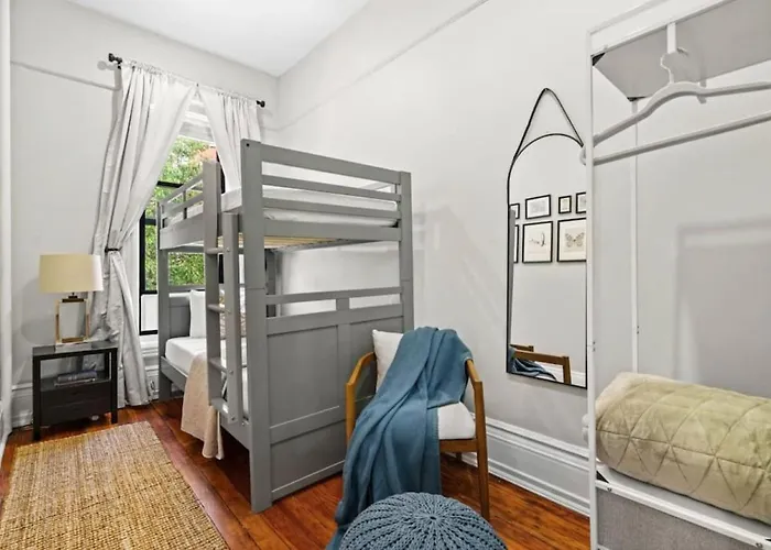 Spacious 3-Bed Brownstone Near Columbia Uni