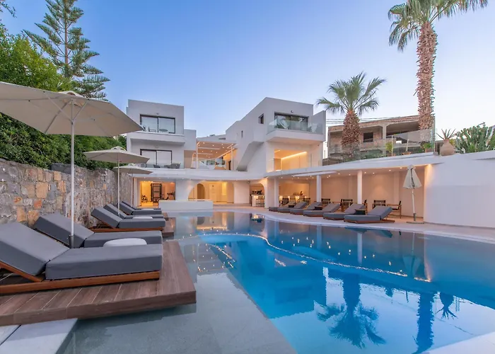 Mika Villas & Suites