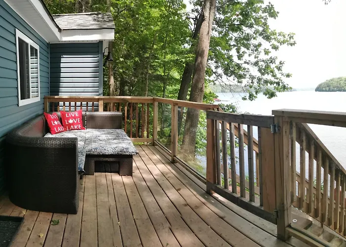 Muskoka Shores Cottages
