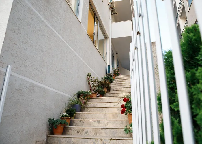 Grand Blue Aparthotel Sarandë
