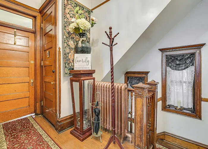 Victorian Mansion In Garfield Park