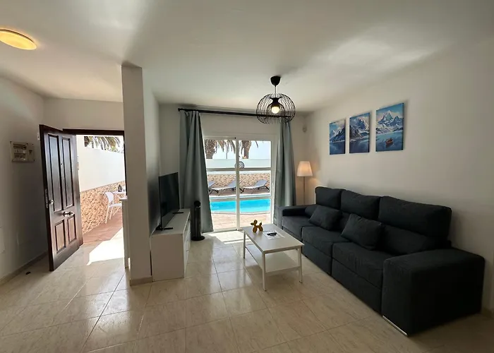 Villa Crotos