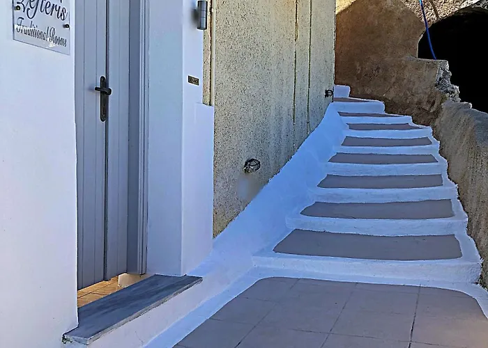 Lefteris Traditional Rooms Fira 