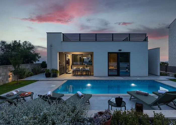 Luxury Villa Gina