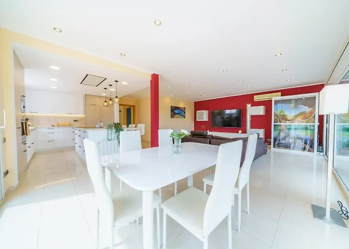 Villa Ikigai Lux ideal familias piscina y Aircon