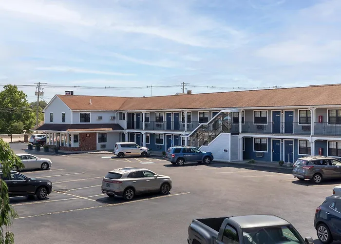 Knights Inn North Attleboro