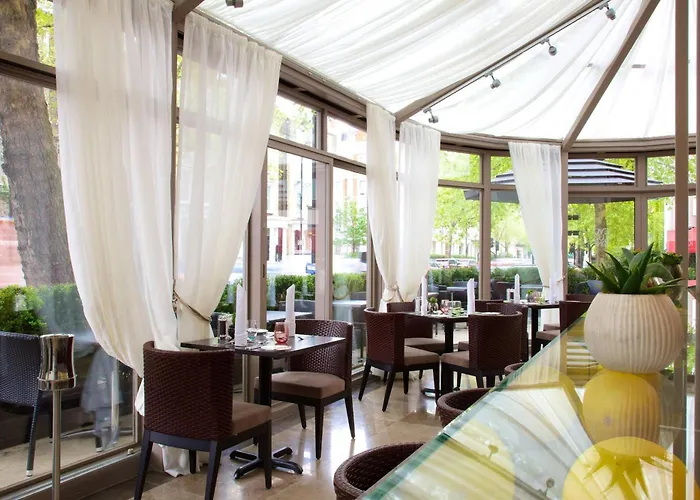 Hotel Xenia, Autograph Collection Londra