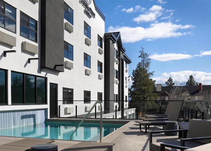 Doubletree By Hilton West Kelowna