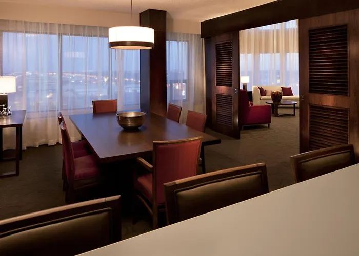 Delta Hotels By Marriott Edmonton South Conference Centre