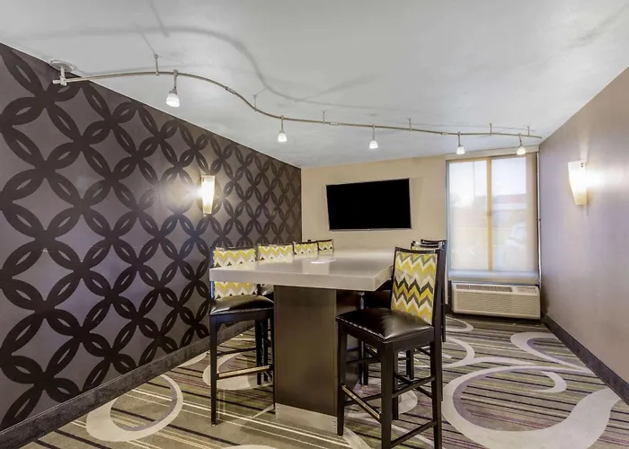 La Quinta Inn By Wyndham Binghamton - Johnson City