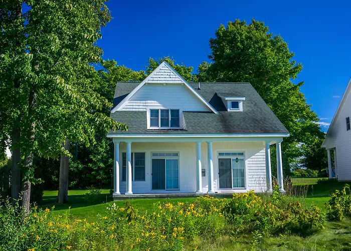 Cottages At Bay Harbor Petoskey