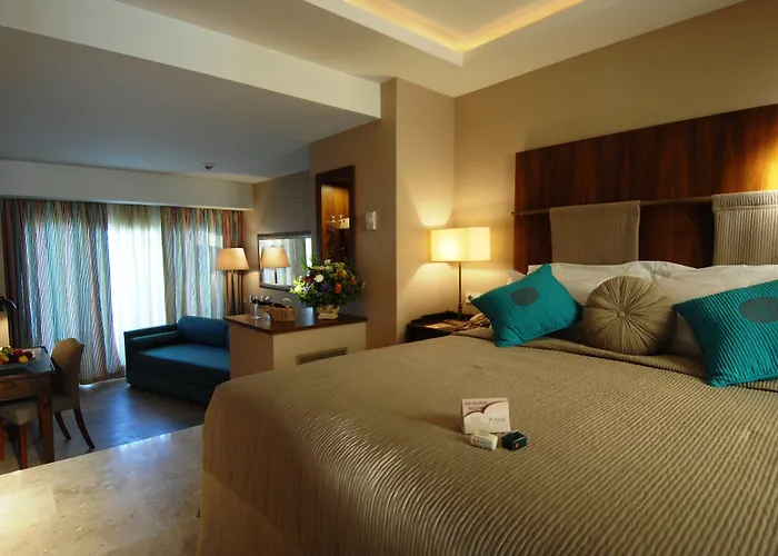 Marti Resort Deluxe Hotel