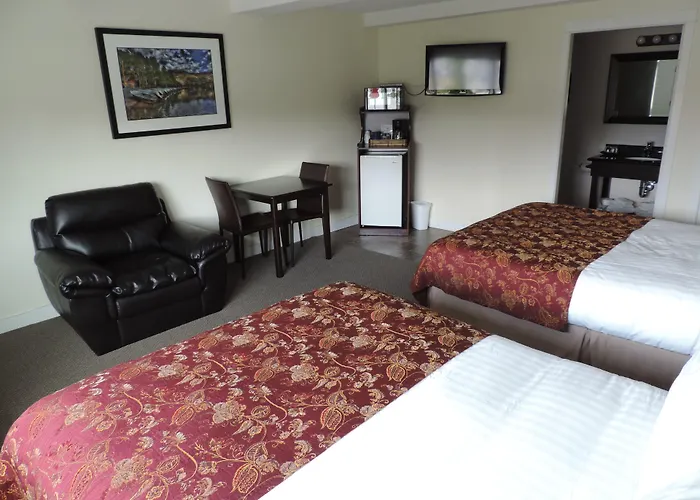 Bayshore Waterfront Inn