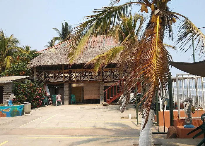 Punta Roca Surf Resort