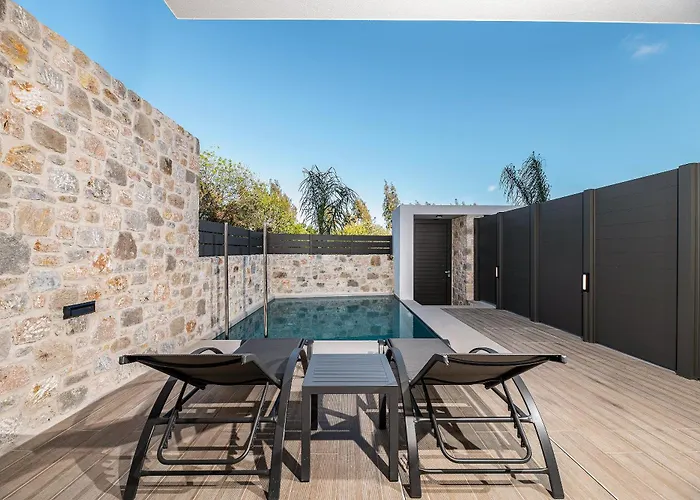Lacha Houses Villas