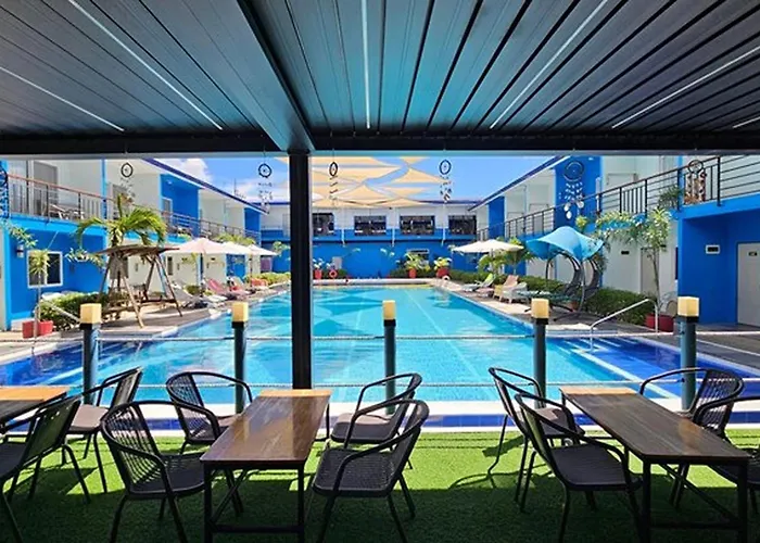 Casa Blu Hotel & Resort Lapu-Lapu City