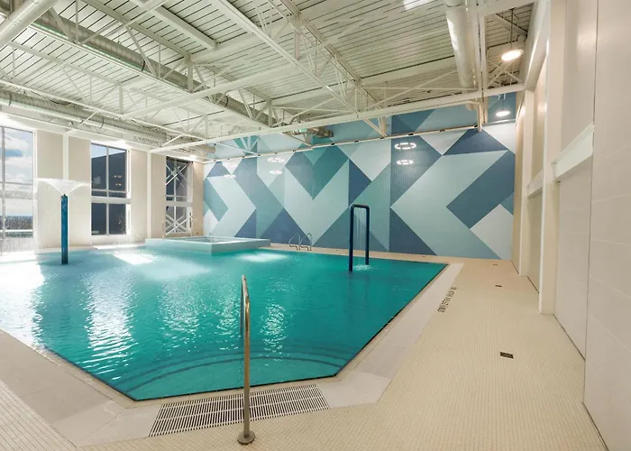 Hilton Niagara Falls/ Fallsview Hotel&Suites