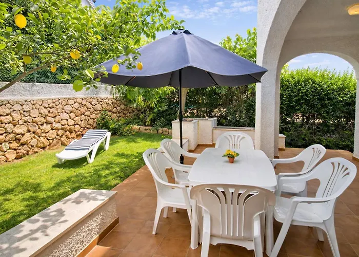 Villa con jardin privado - CALA BLANCA Albert Villas
