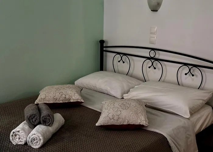 Lefteris Traditional Rooms