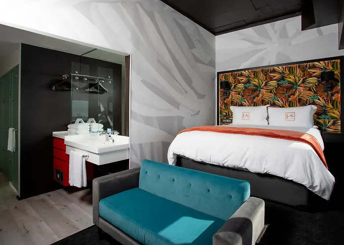 Hotel Sky Cape Town