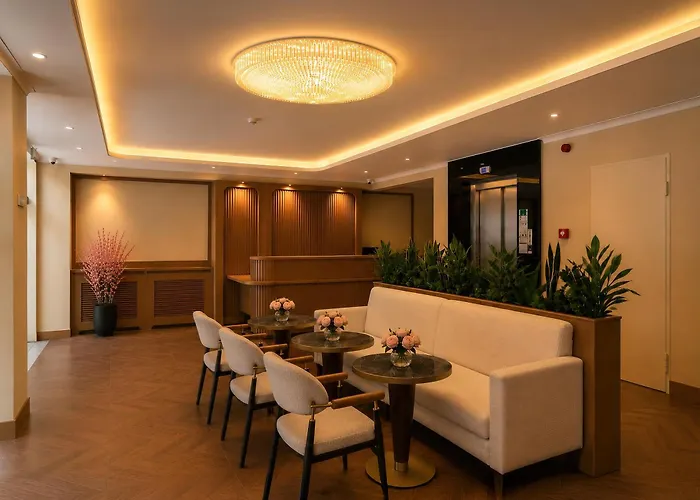 Albinas Hotel Old City