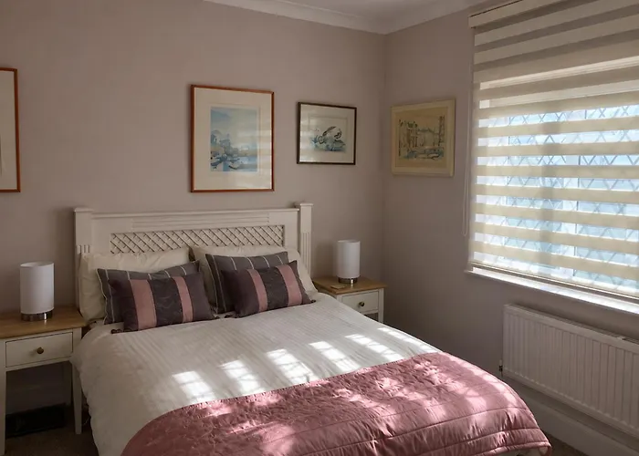 Elmcroft Guest House