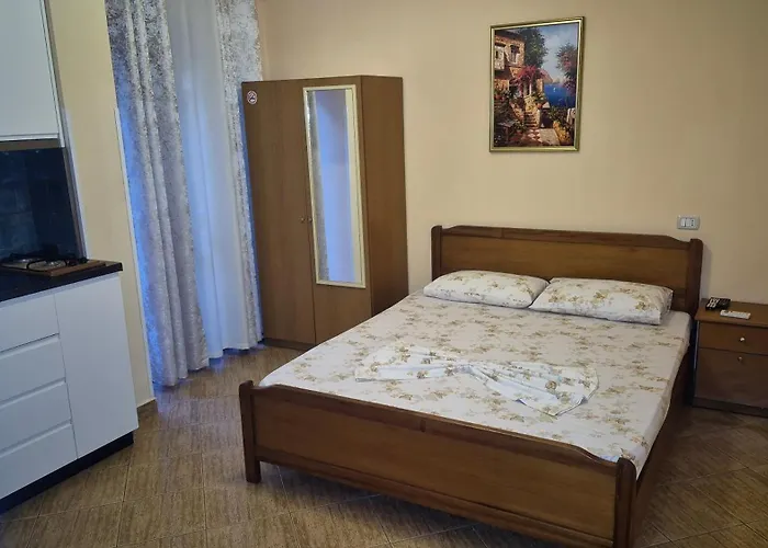 Amras House Hotel Durres