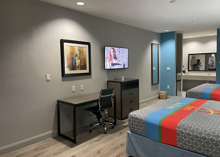 Haven Inn & Suites Downtown Houston.