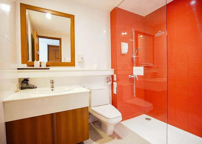 Baan Sukhumvit Soi 18