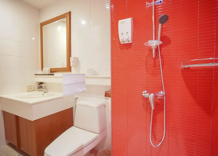 Baan Sukhumvit Soi 18
